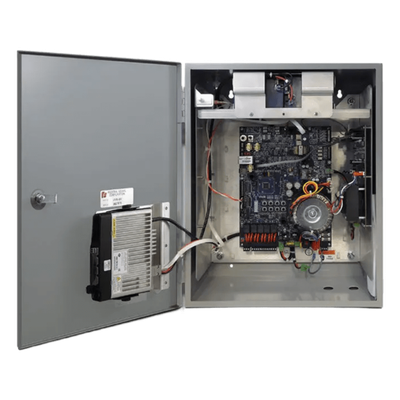 UltraVoice® UVRI-B: Controlador de 12 VCC con Autodiagnóstico y Amplificador Opcional de 100W