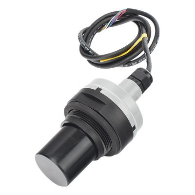 Sensor de nivel ultrasónico sin contacto, alcance de 5.5 m (18 ft), salida 4-20 mA y 4 relés SPST programables, IP68