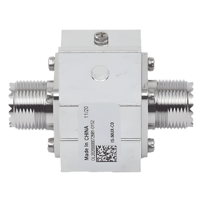 Protector RF Coaxial Contra Descargas Atmosféricas Para 1.5 a 700 MHz Con Ceja Lateral y Conectores UHF Hembra