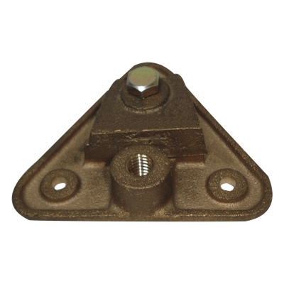 Base Triangular para Punta Pararrayo Maciza. 