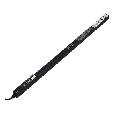PDU Monitoreable (MI) para Distribución de Energía, Enchufe de Entrada NEMA L15-30P, Con 18 Salidas C13 y 6 C19, de Instalación Vertical, 20 Vca, 30 Amp