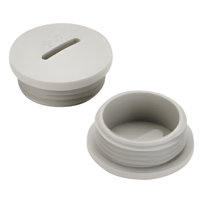 Tapón roscado de 1" para caja cuadrada a prueba de intemperie.