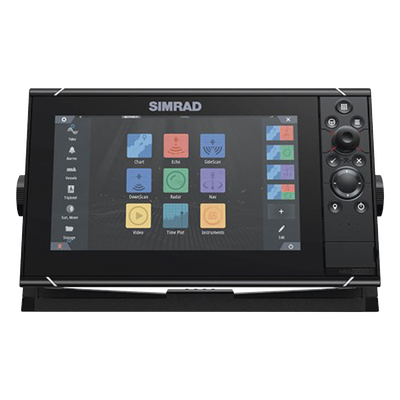 Pantalla Náutica 9 Pulgadas SolarMAX IPS / Procesador iMX 8 / Ecosonda Integrada 1kW CHIRP / GPS Incorporado / Conectividad Inalámbrica / Compatibilidad con Accesorios Simrad / Montaje Flush o Bracket / Incluye Mapa Mundial
