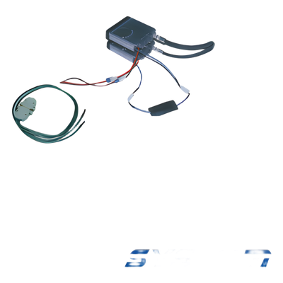 Interface para Radios ICF320 / 420, Incluye 2 SOPC617 y Bracket Doble para Montar los Radios.