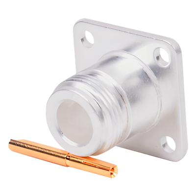 Conector N Hembra, montaje con 4 perforaciones a 18 mm