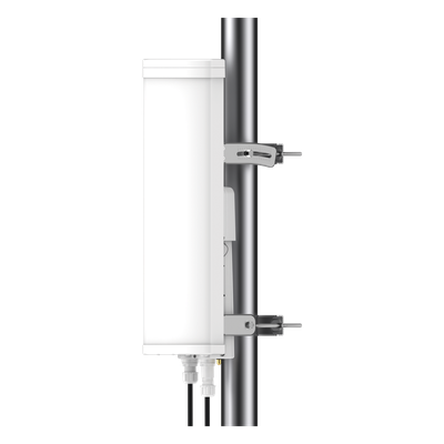Antena sectorial  de 90 grados, 18 dBi, 5.9-7.1 GHz, MU-MIMO 4x4, incluye kit de montaje para EPMP4600