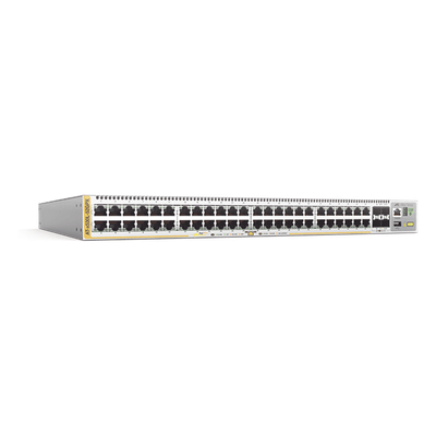 Switch PoE+ Stackeable Capa 3, 48 puertos 10/100/1000 Mbps + 4 puertos SFP+ 10 G, hasta 740 W, fuente redundante