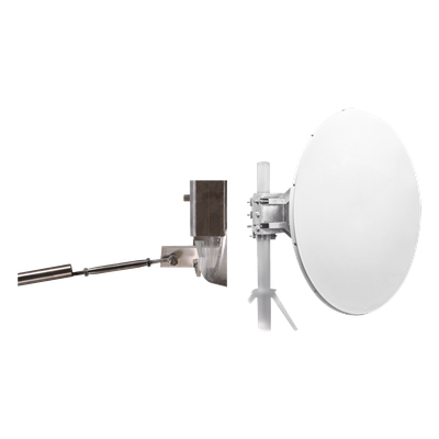 Antena direccional de Alto Rendimiento, 4 ft, Frecuencia de (4.9 a 6.1 GHz), Alto Aislamiento al Ruido, Ganancia de 35 dBi, Soporte de acero inoxidable, polaridad en 90 ° y 45 °, incluye montaje.