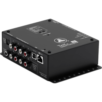 Procesador de Señal Digital (DSP) / 8 Canales de Entrada y 8 de Salida / Resolución 24 bit/48 kHz / Ajuste de Sistemas JL Audio TwK / Control de Nivel Remoto DRC-200 / Salida Óptica Toslink S/PDIF / Entrada Digital TwK-D8